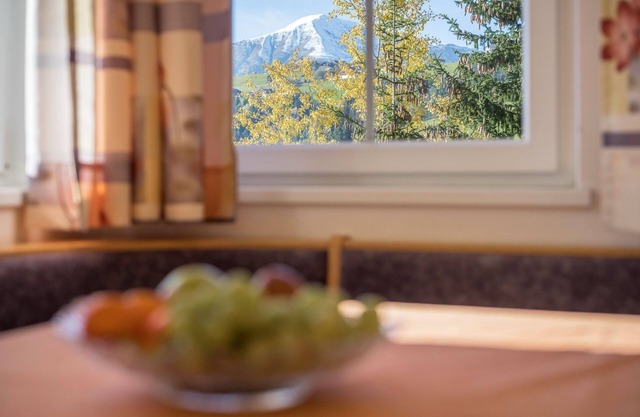 Appartement confortable "Treyer 3 Typ B" avec vue sur la montagne, balcon et jardin