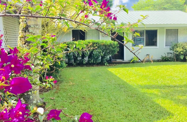 Comfortable luxurious. lava tours + luxury Puni Kai Shops, fissure 8 Lava Tree ,