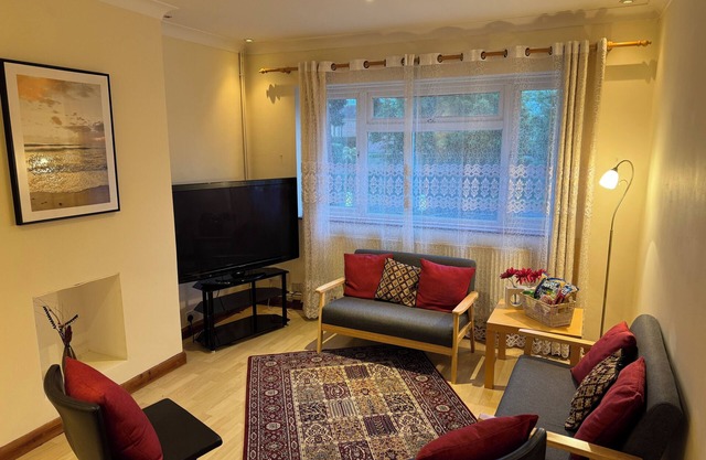 Comfortable Maisonette (Flat) in London