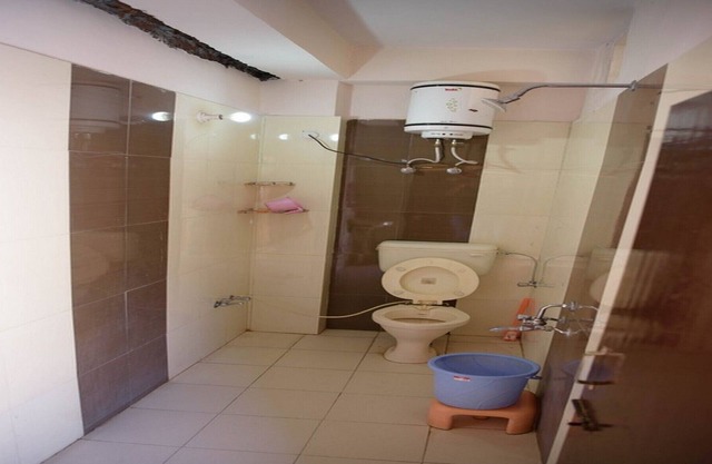 Chambre confortable sur les montagnes isolées