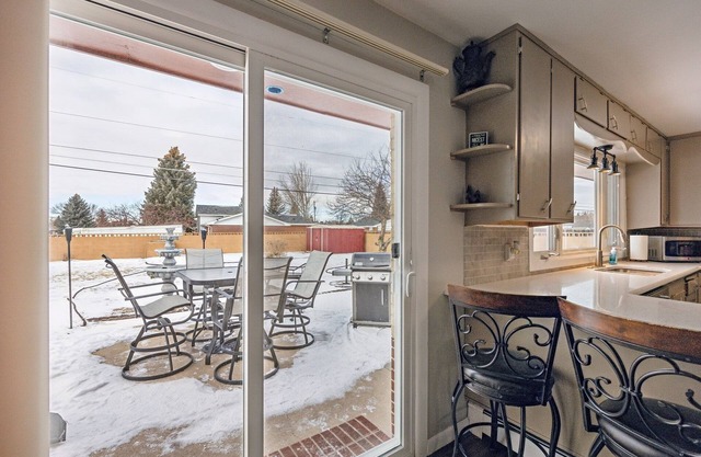 Comfortable & Spacious 3br Home In Cheyenne 3 Bedroom Home