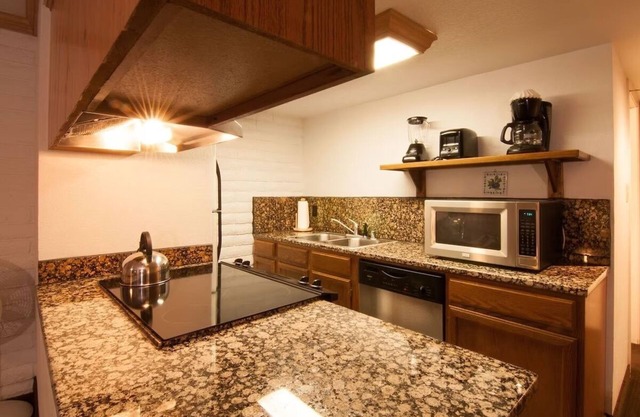 Comfortable Vacation incline village Lake Tahoe Studio/Cabin/Apartment