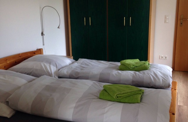 appartement confortable dans un domaine idyllique entre Dresde et Leipzig