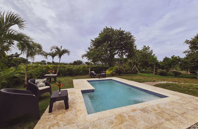 Comfortable Villa walking beach distance