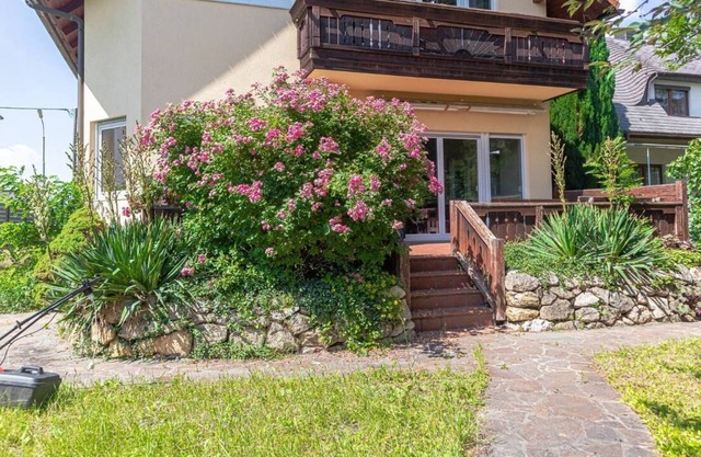Comfortable, well-located Royal Villa GD