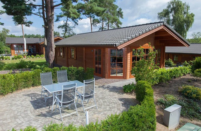 Cómodo chalet de madera en Achterhoek