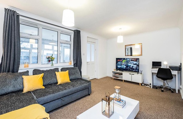 Comfy 2BD House-Tilbury Docks, Thurrock, Grays