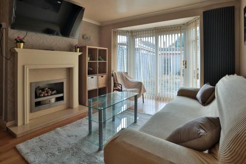 Comfy 4 Bed in Birmingham