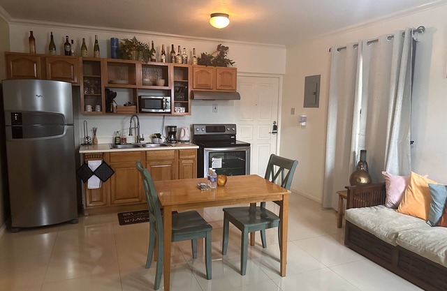 Apt confortable et sécurisé d'une chambre pour 3 personnes !!