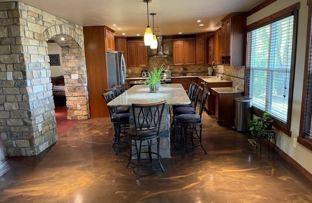 Comfy home for 8 / Colorado