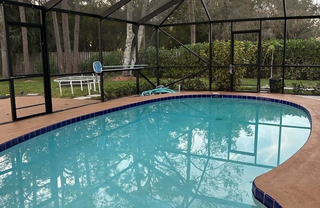 Comfy House with Pool Near Polo Club in Wellington