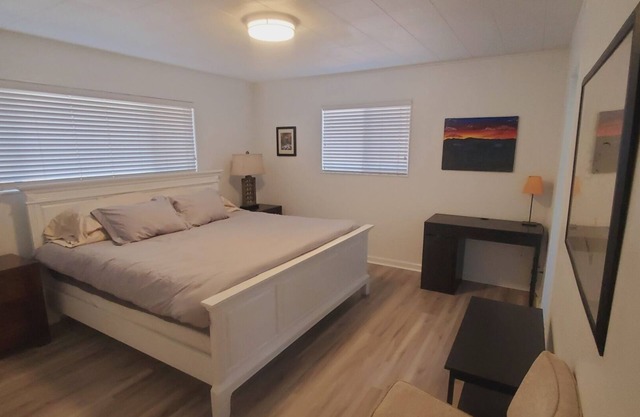 Fresh and new King bed apartment with private yard. Dog friendly.