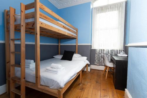Comfy Private Room near MCR Centre