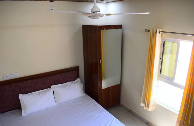 Comfy stay near all attractions for you.