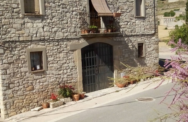 Rural Horizons - Magnifique penthouse dans maison en pierre de 110 kms Barcelone