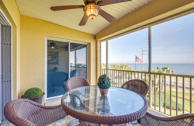 Community Pool: Coastal Escape in Flagler Beach