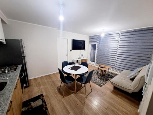 Comodo Dpto. 4to piso - 2P/2B Excelente Conectividad/Buen Sector - Brisas Del Sol