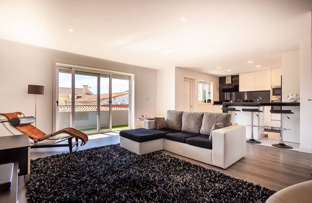 Complete 3-bedroom villa with no possibility of other guests in the house