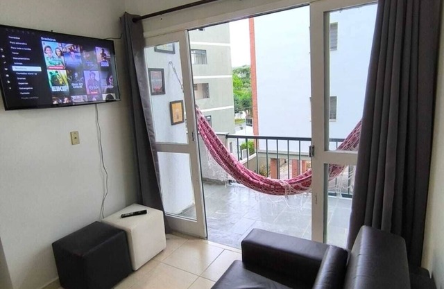 Complete apartment Tortugas Guarujá 4 minutes walk from the beach, everything close by, perfect.