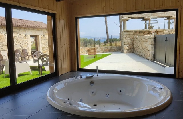 Maison complète avec le meilleur d'un environnement rural et à seulement 1 km de la plage