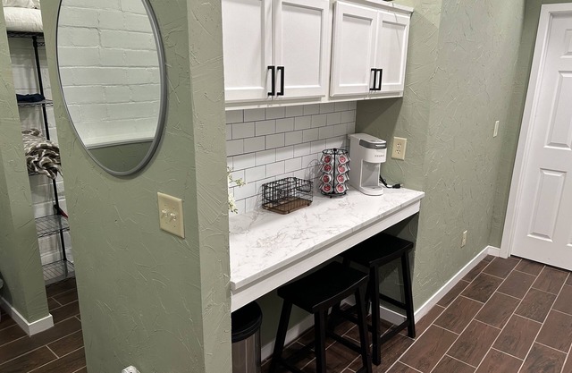 Completely renovated! Within a few blocks of downtown bars and restaurants