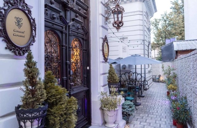 Conacul Coroanei Luxury Boutique Hotel