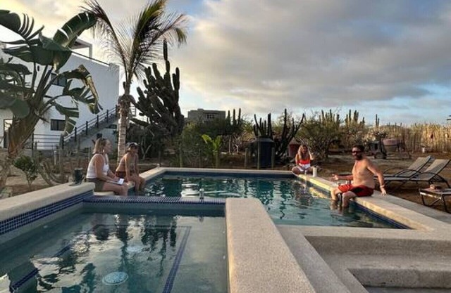 Condo#5- 5 Min Walk2Beach/Surf-Sleeps4-Queen Suite