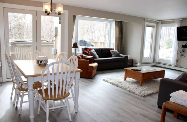 Condominium 1 chambre Trailside Village # 5