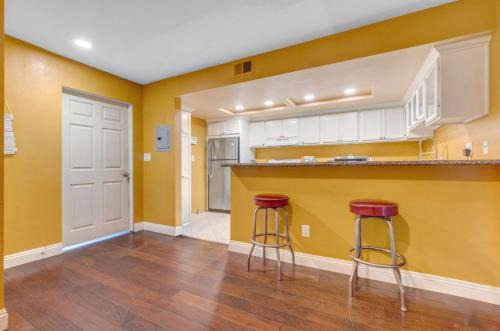Condo Near LAX & Sofi