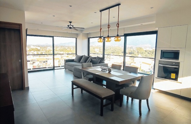Condo with Mountain View!