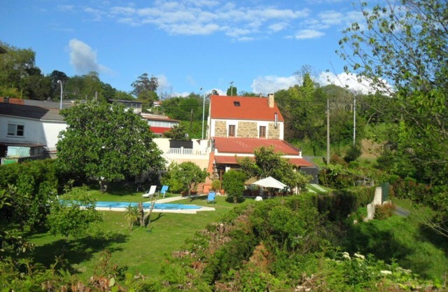 CONFORTABLE OU FORUM DE SIGRAS. Maison rurale - location de maison complète