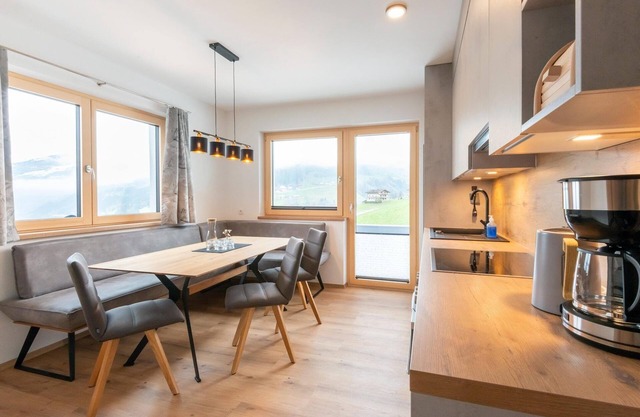 Appartement convivial à Hainzenberg avec terrasse