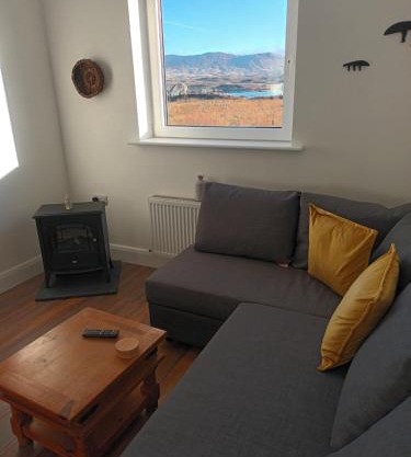 Connemara Lake View Apartment
