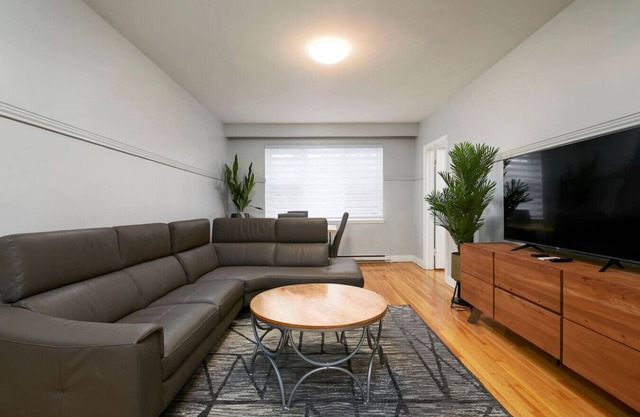 Great 2BR on Walkley ZC2