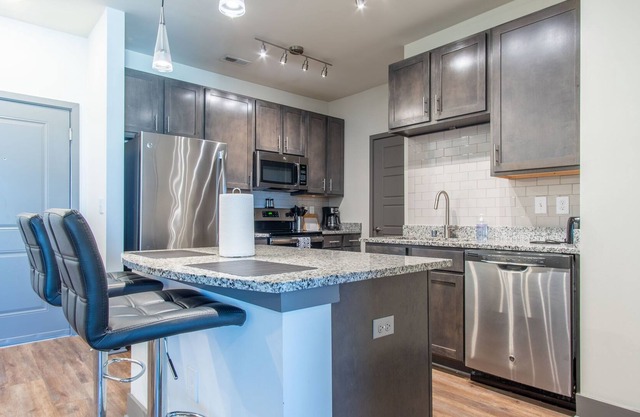Contemporary 2BR Suite | Pool, Parking + Gym B