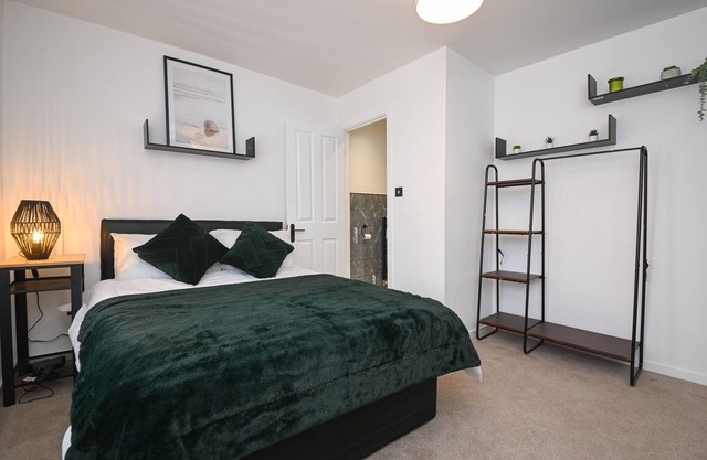 Home away from home in Harwich sleeps up to 8 people.