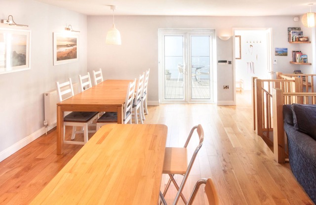 Maison contemporaine de 3 chambres à Wadebridge avec parking privé
