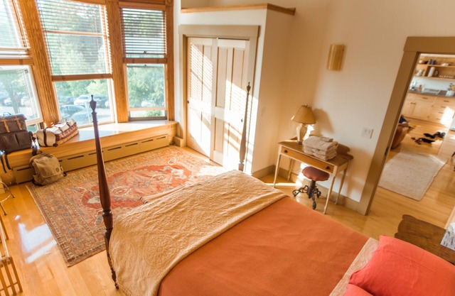 Appartement contemporain dans un bâtiment historique de 1895