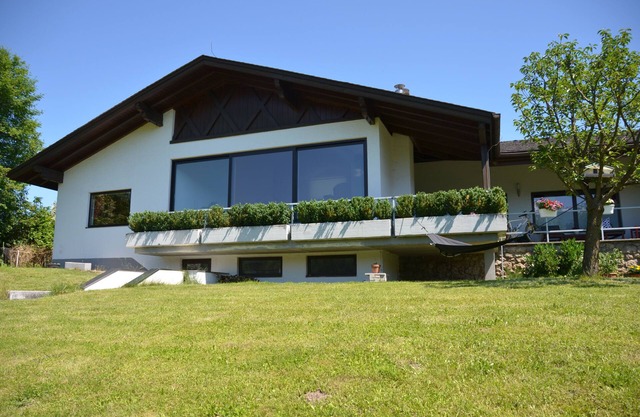 Contemporaine Maison de Campagne, vue sur les Alpes, près de Salzbourg fantastiques