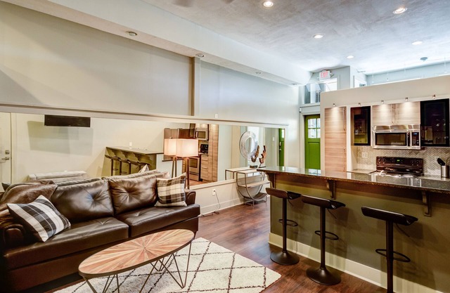 Appartement du centre-ville contemporain sur Washington Street