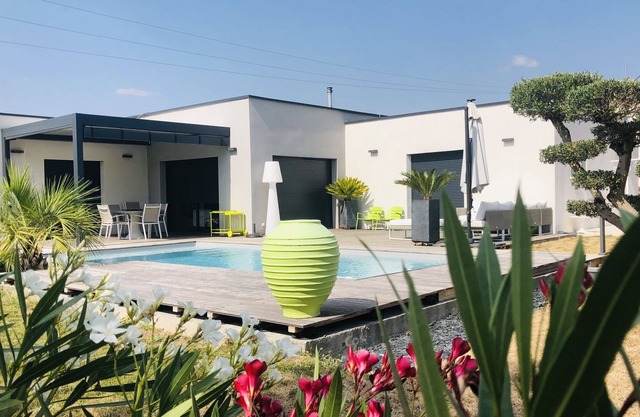 Maison contemporaine pour 6 personnes en pleine campagne à 8 mn d Albi ,