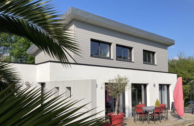 Maison contemporaine au calme