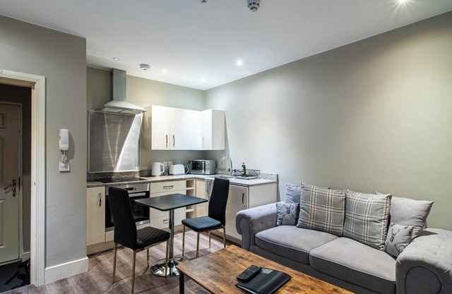 Contemporary Kelham 1-Bed Pet-Friendly Apartment