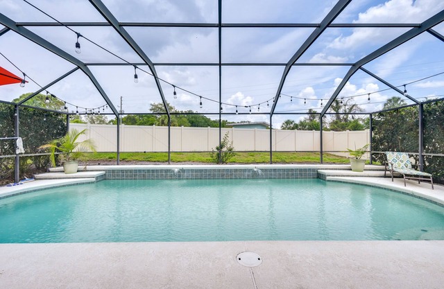 Contemporary Lutz Home: Private Pool, Pet Friendly
