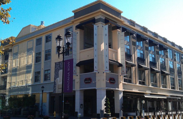 Condo contemporain Santana Row (face à la ligne)