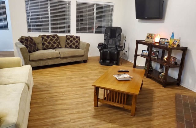 Escapade Zen contemporaine avec garage pour deux voitures