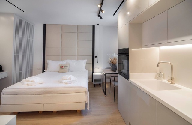 Contessa Bianca Luxury Suites