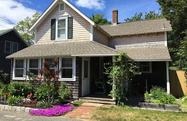 Emplacement pratique en ville (Oak Bluffs)