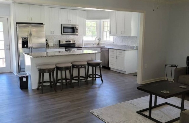 Conveniently Located 3 Bedroom 2 Bathroom