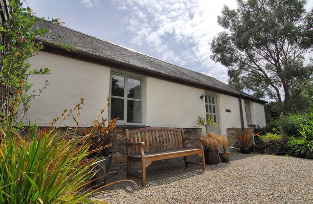 La Petite Grange est un magnifiquement convertie Cornish Granite "épi" Grange